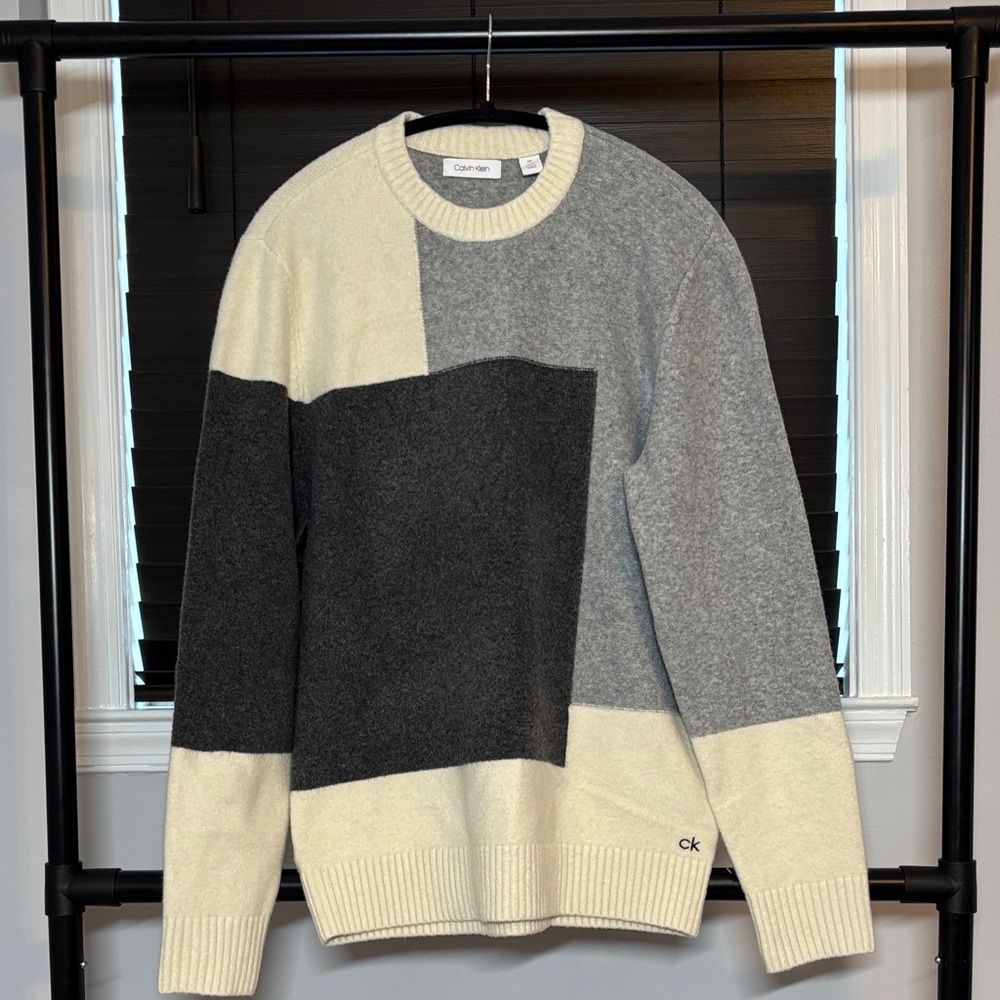 Calvin Klein Men's Color Block Sweater in Gray and Cream